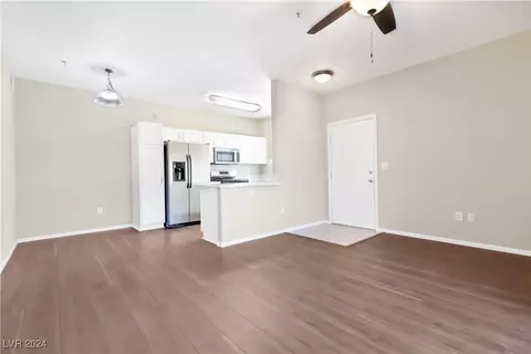 2291 W Horizon Ridge Pkwy #4121, Henderson, NV 89052