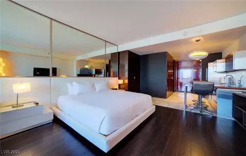 4381 W Flamingo Rd #1705, Las Vegas, NV 89103