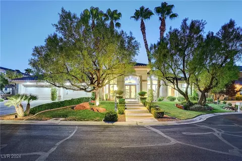 1841 Newport Bay Dr, Las Vegas, NV 89117