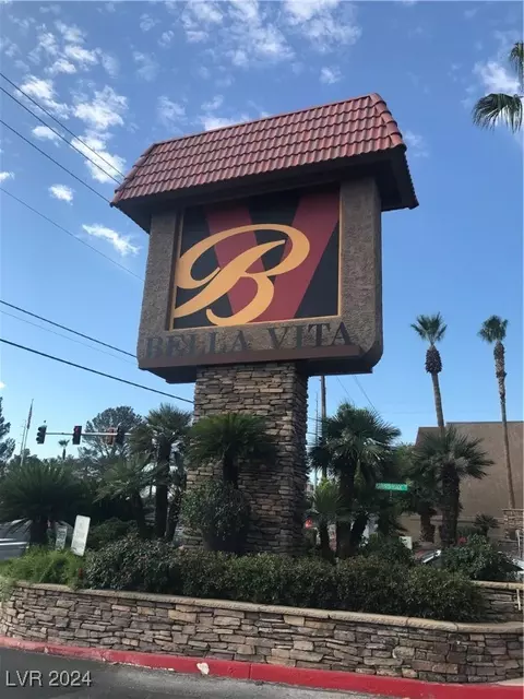 5317 Indian River Dr #295, Las Vegas, NV 89103