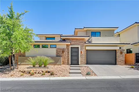 5 Gemstar Ln, Las Vegas, NV 89135