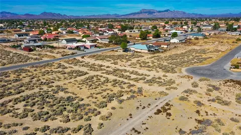 2140 S Sycamore Ave, Pahrump, NV 89048