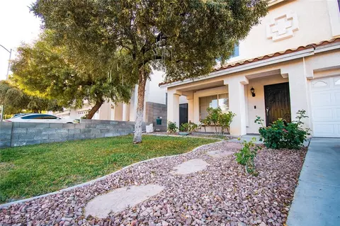 564 Campus Oaks Ct, Las Vegas, NV 89183
