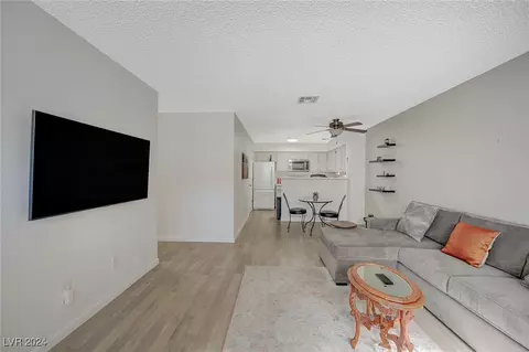 2024 Willowbury Dr #C, Las Vegas, NV 89108