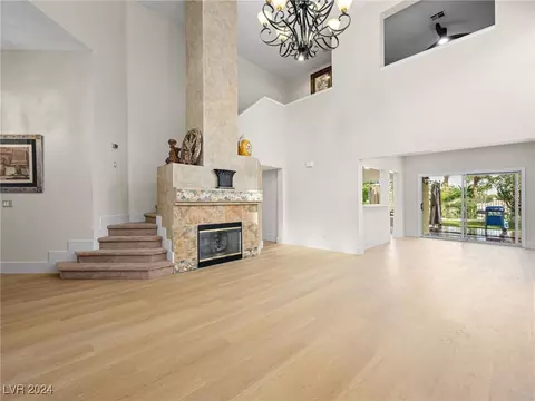 2516 Seascape Dr, Las Vegas, NV 89128