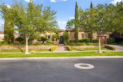 22 Vintage Ridge Dr, Las Vegas, NV 89141