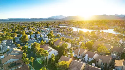 3052 Misty Harbour Dr, Las Vegas, NV 89117