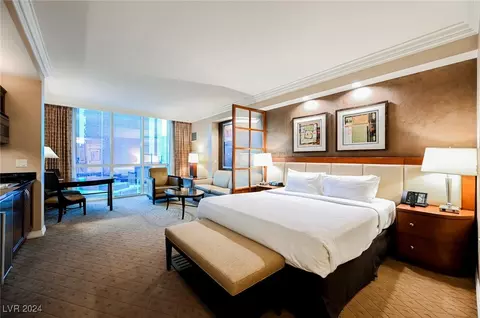 125 E Harmon Ave #1403, Las Vegas, NV 89109