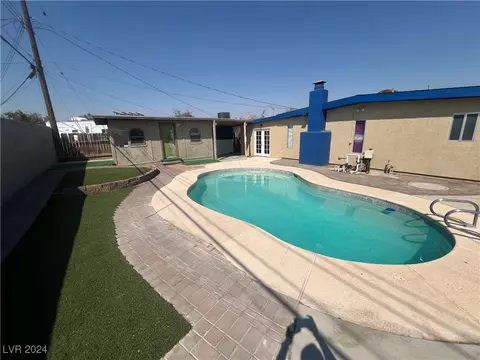 4809 Randall Dr, Las Vegas, NV 89122