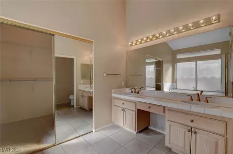 2134 Eaglepath Cir, Henderson, NV 89074 photo 10
