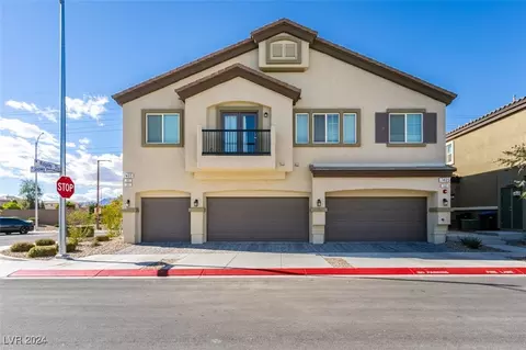 7405 Snowy Owl St #102, North Las Vegas, NV 89084