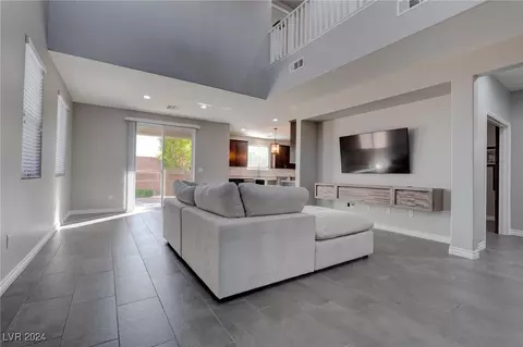 10379 Northern Hills Ave, Las Vegas, NV 89166