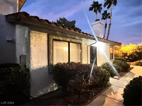 6741 W Charleston Blvd #1, Las Vegas, NV 89146