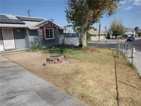 1829 E Saint Louis Ave, Las Vegas, NV 89104