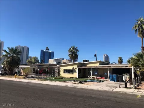 2112 Santa Ynez Dr, Las Vegas, NV 89104