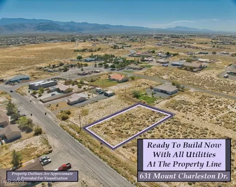 631 Mount Charleston Dr, Pahrump, NV 89048