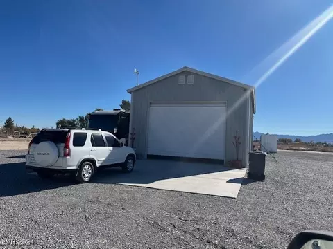 2721 Mcmurray Dr, Pahrump, NV 89060