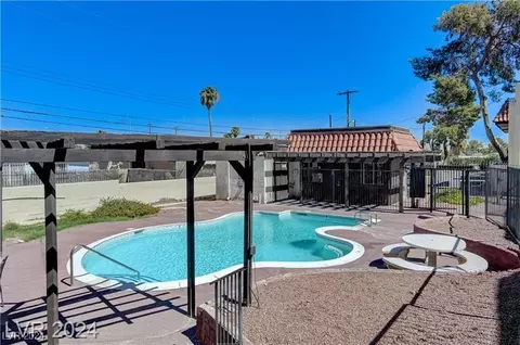 1390 Vegas Valley Dr #37, Las Vegas, NV 89169