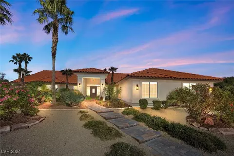 8120 Mackenzie Ct, Las Vegas, NV 89129