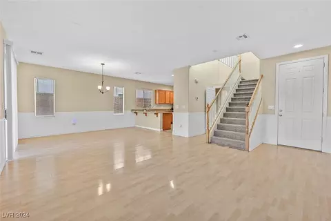 7070 De Paz Way, Las Vegas, NV 89113
