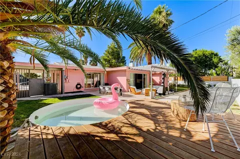555 Barbara Way, Las Vegas, NV 89104
