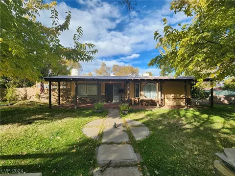 202 Fisher Ln, Indian Springs, NV 89018