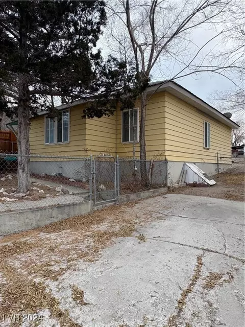 21 E Ave, Mcgill, NV 89318