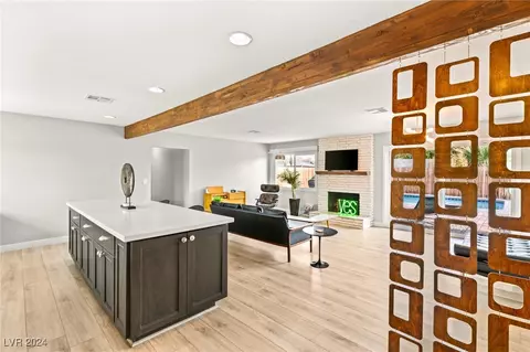 1707 S 8th St, Las Vegas, NV 89104