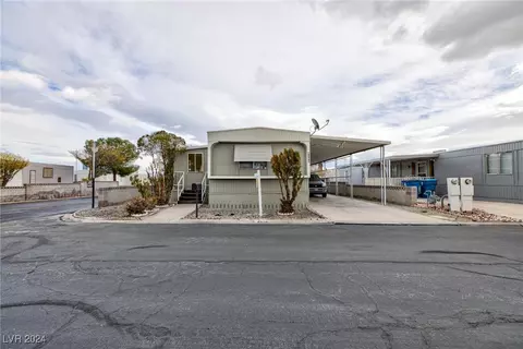 4608 Royal Ridge Ave, Las Vegas, NV 89103