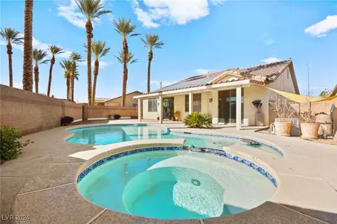 7443 Coyote Cave Ave, Las Vegas, NV 89113