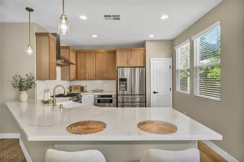 10138 Fire Ridge Ct, Las Vegas, NV 89148