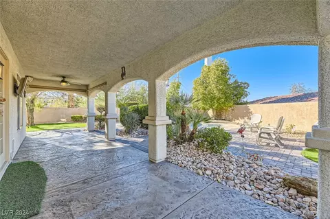 2338 Reading Hills Ave, Henderson, NV 89052