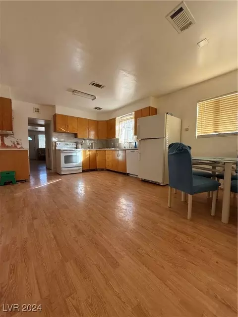 Kitchen - 307 Nevada Ave, Ely, NV 89301 photo 3 of 4