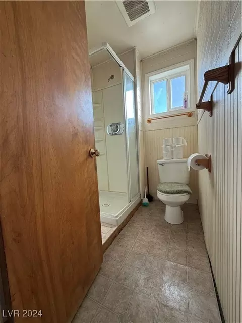 Bath - 307 Nevada Ave, Ely, NV 89301 photo 3 of 3