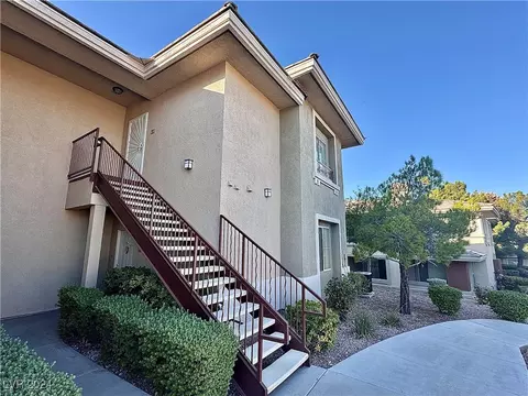 905 Duckhorn Ct #201, Las Vegas, NV 89144