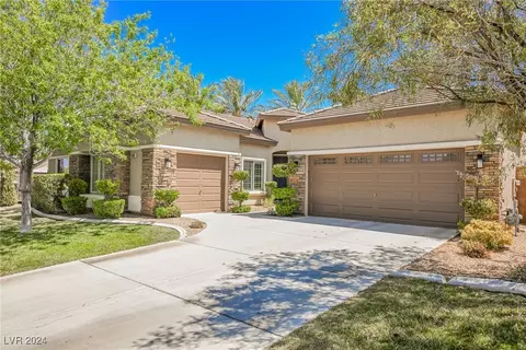 9899 Masterpiece Dr, Las Vegas, NV 89148