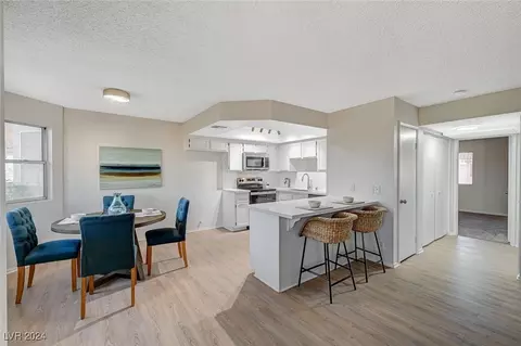 1317 Keifer Ln #201, Las Vegas, NV 89128