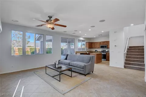 4632 Grey Heron Dr, North Las Vegas, NV 89084