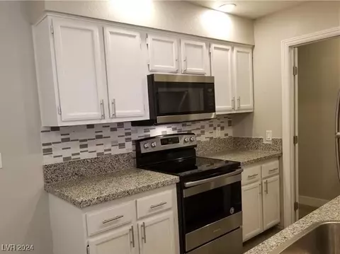 3608 Melonies Dr #97, Las Vegas, NV 89103