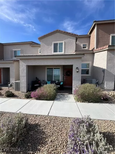 6218 Rathbone St, Las Vegas, NV 89166