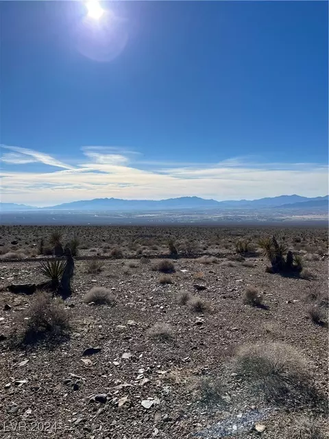 2381 E Mazzuka Ave, Pahrump, NV 89060