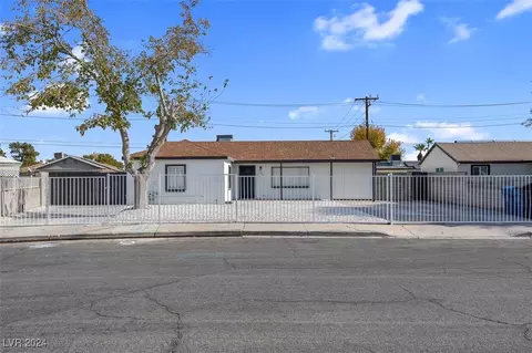 827 Dover Pl, Las Vegas, NV 89107