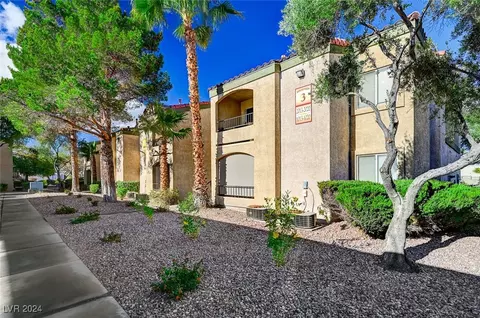 7885 W Flamingo Rd #2015, Las Vegas, NV 89147