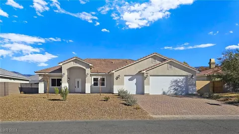 5290 Fairmont St, Pahrump, NV 89061