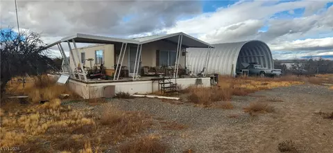 800 Julia St, Pahrump, NV 89048