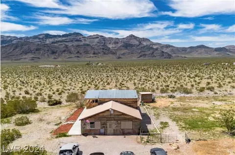 561 Miranda Rd, Pahrump, NV 89060
