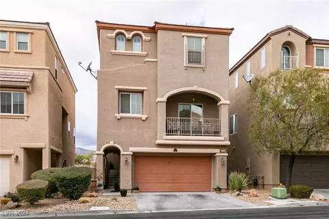 6647 Weeping Pine St, Las Vegas, NV 89149