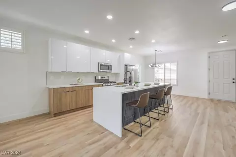 2183 Cumberland Hill Dr, Henderson, NV 89052