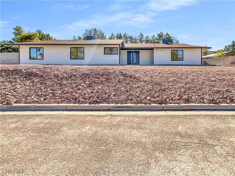 281 E Chaparral Dr, Henderson, NV 89015