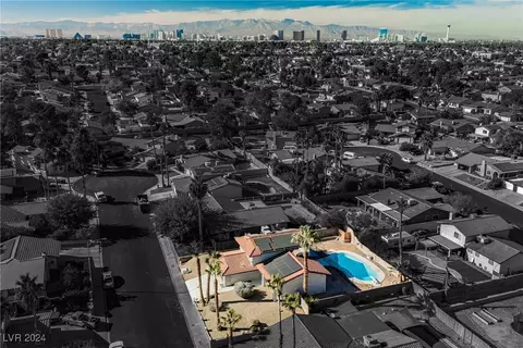 4076 Venita Ct, Las Vegas, NV 89120